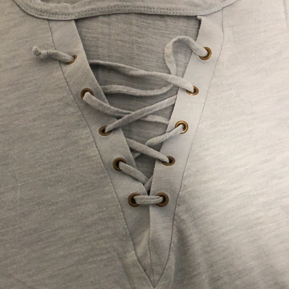 Cute baby blue tee - Picture 2 of 3